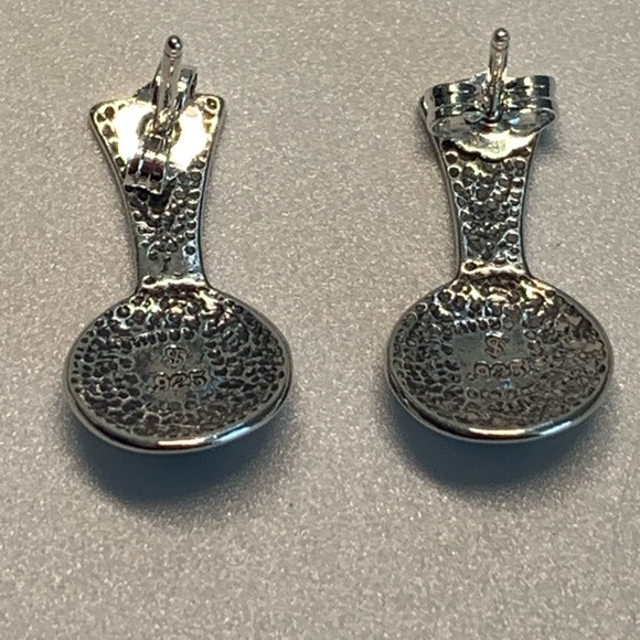 Silpada - Shube Vintage Petite Rare Sterling Silver & Amethyst Post Earrings - Picture 13 of 16